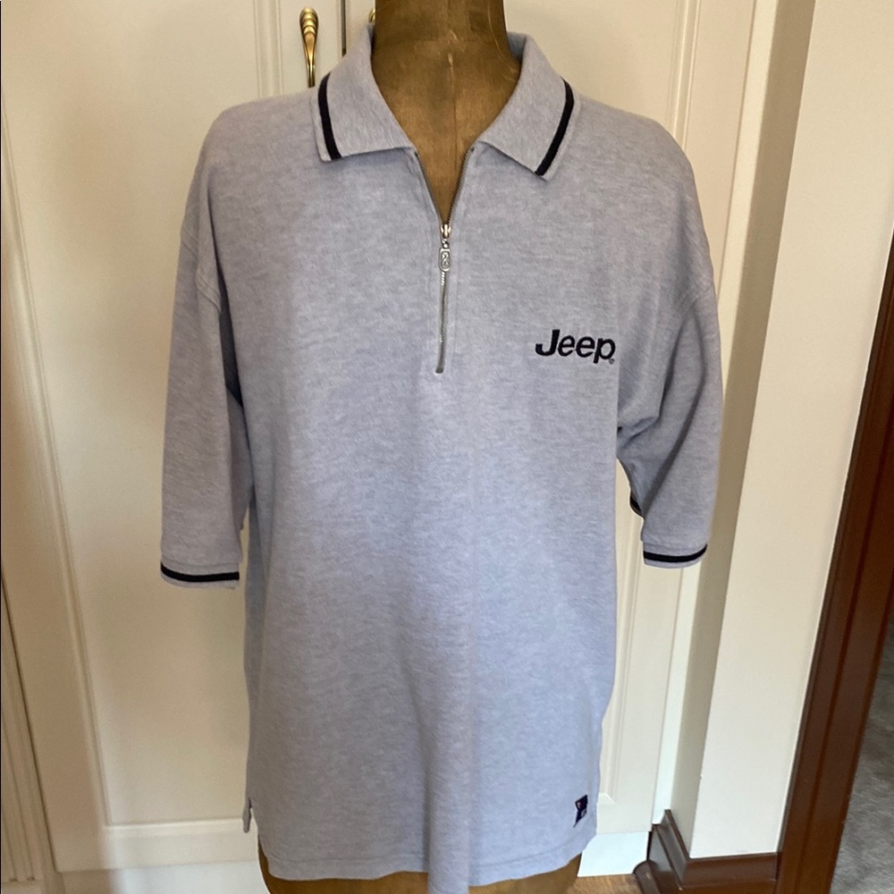 Jeep Gray Polo Shirt with Contrast Collar and Sporty Design